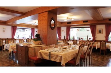 Hotell Corvara in Badia 3